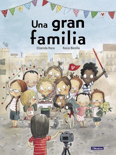 GRAN FAMILIA, UNA (CAST) | 9788448852542 | ROCA, ELISENDA; BONILLA, ROCIO